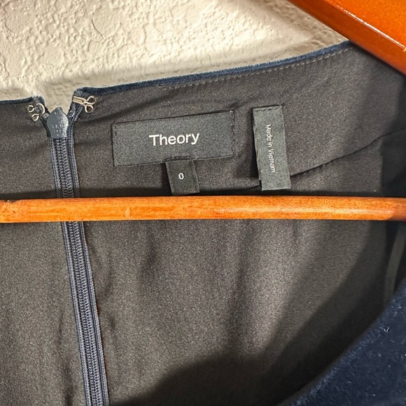 Theory Stretch Velvet Navy Long Sleeve Scoop Neck Dress Size 0 - Picture 5 of 6